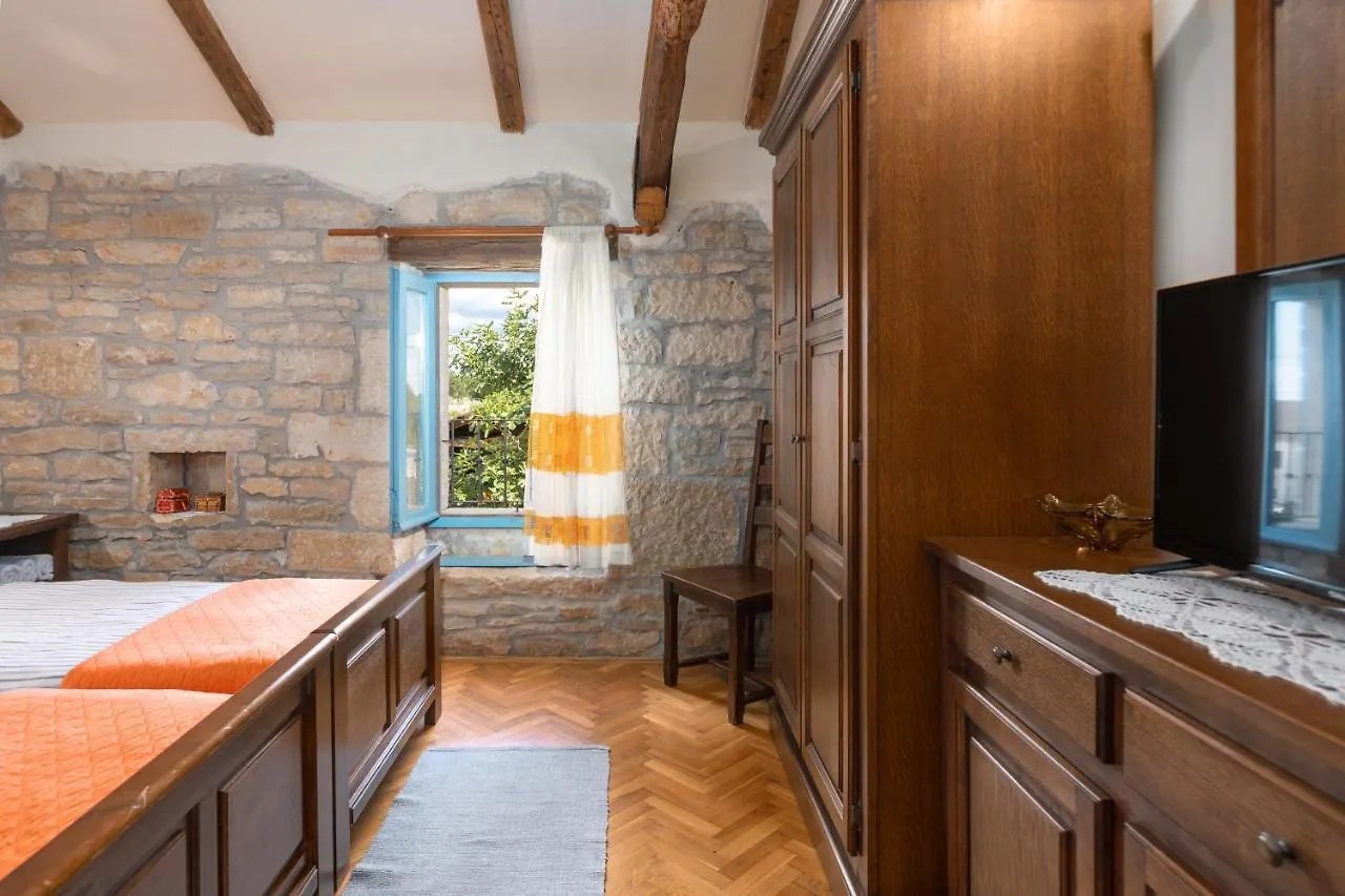 Villa Janko Sveti Lovrec Pazenaticki